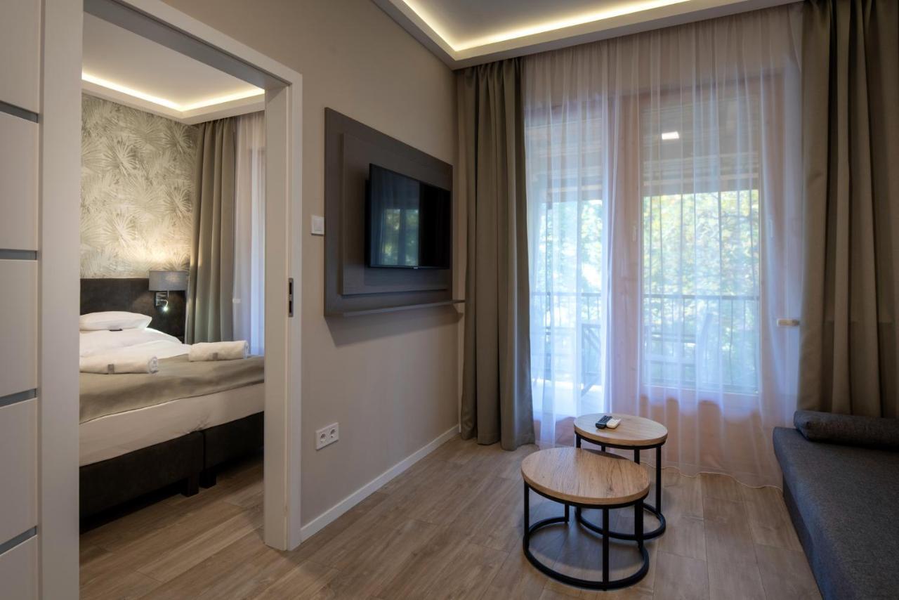 Atrium Agard Panzio Bed & Breakfast การ์ดอนนี ภายนอก รูปภาพ