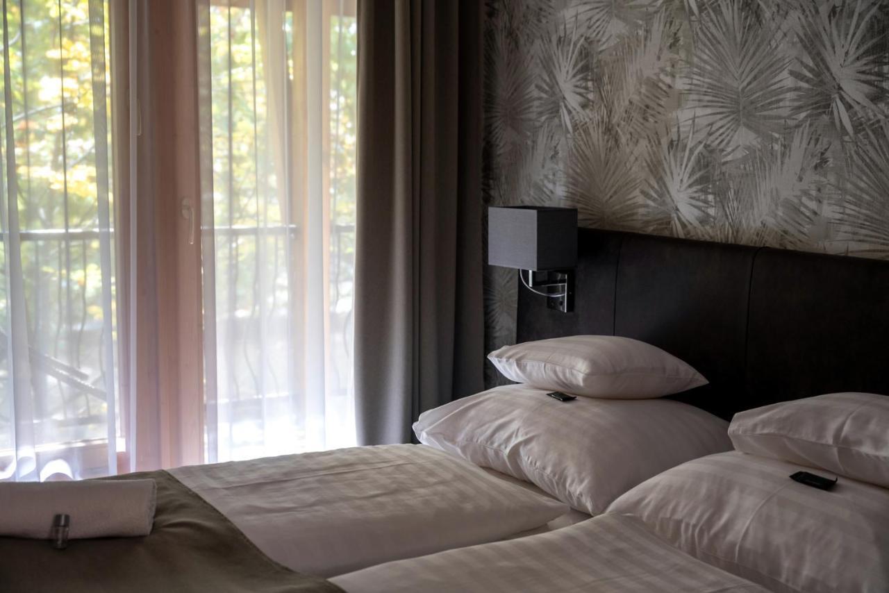 Atrium Agard Panzio Bed & Breakfast การ์ดอนนี ภายนอก รูปภาพ